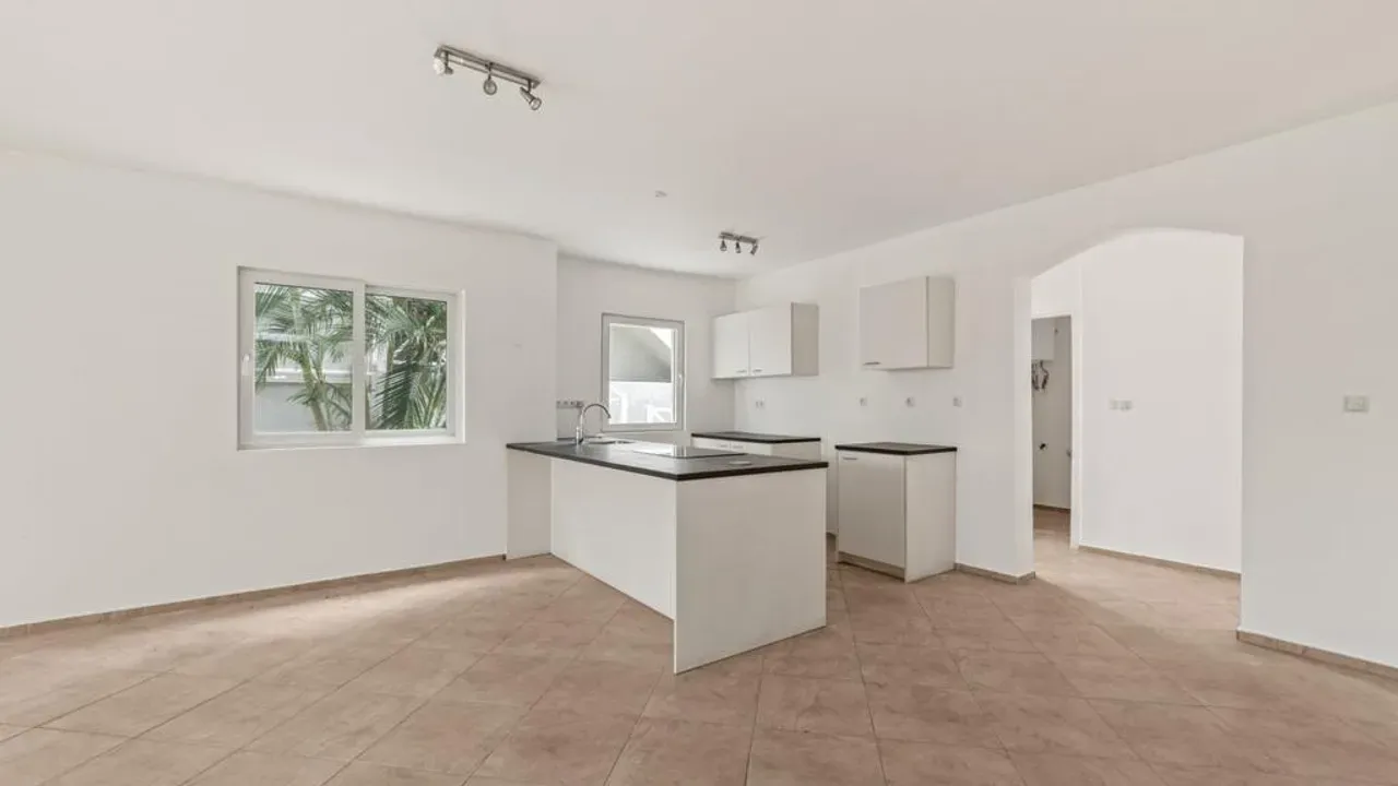 listing-5dd9ca14-91eb-4e70-a156-219673ad4f1c-216462417.jpg