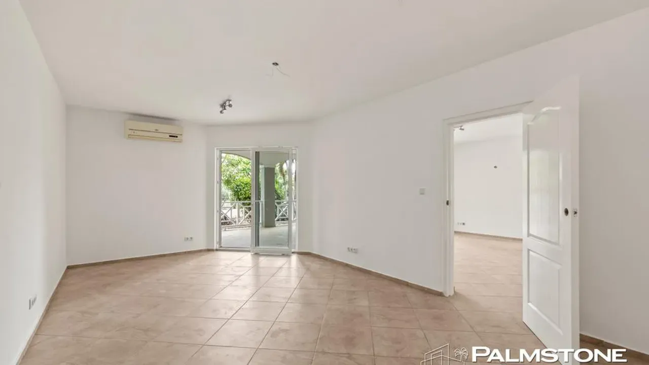 listing-7cae7c92-39c3-4d2c-8386-37b66ea0f426-216462459.jpg