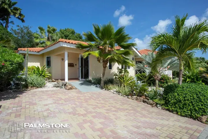 listing-928c4ef7-7c1c-456c-8e8c-131bdb329390-210841515.jpg