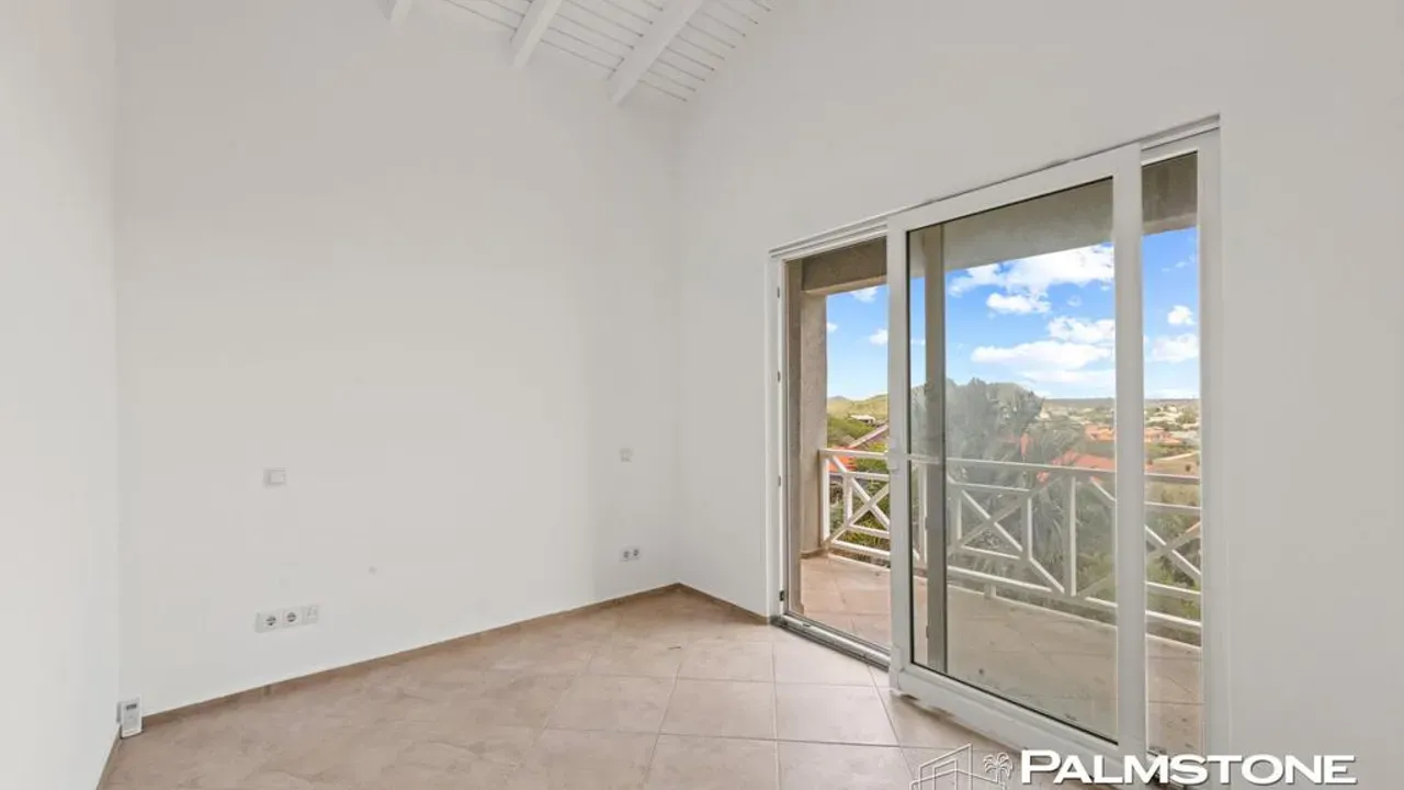 listing-4a86d983-3c4e-49ca-9985-637f57e22689-212306365.jpg