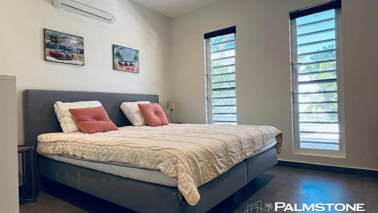 listing-f3e0dc77-9cc7-4e0a-89a0-6f7008bcef21-210708569.jpg