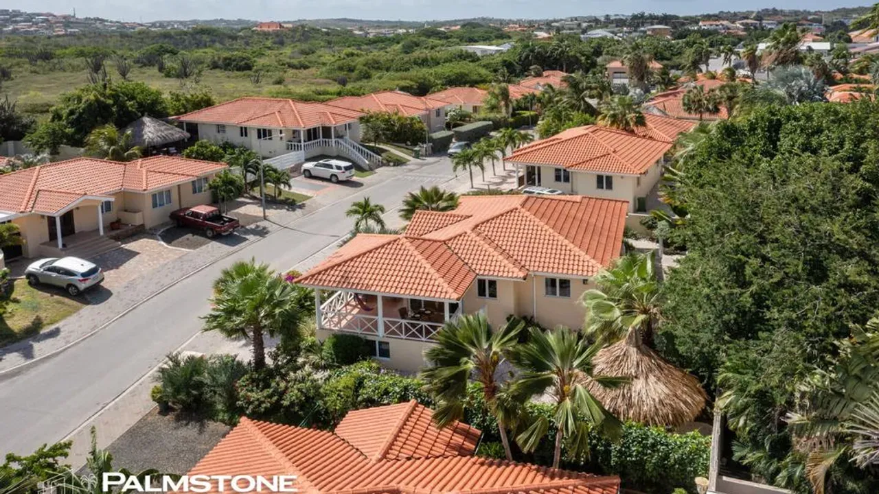 listing-b9063fbd-a5d3-4244-8caa-d40a539e6c66-210841519.jpg