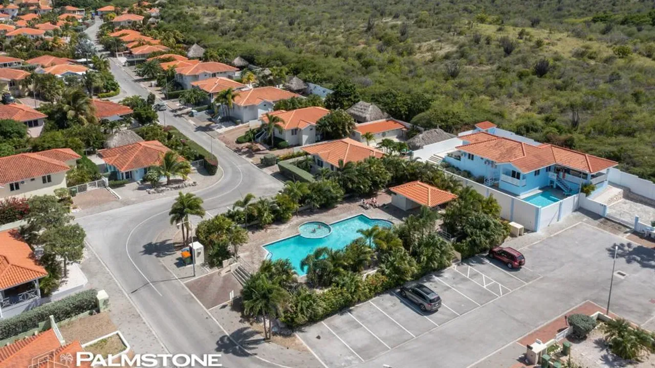 listing-b950bda2-35b6-49d1-9e7c-cca9db7f0508-210841523.jpg