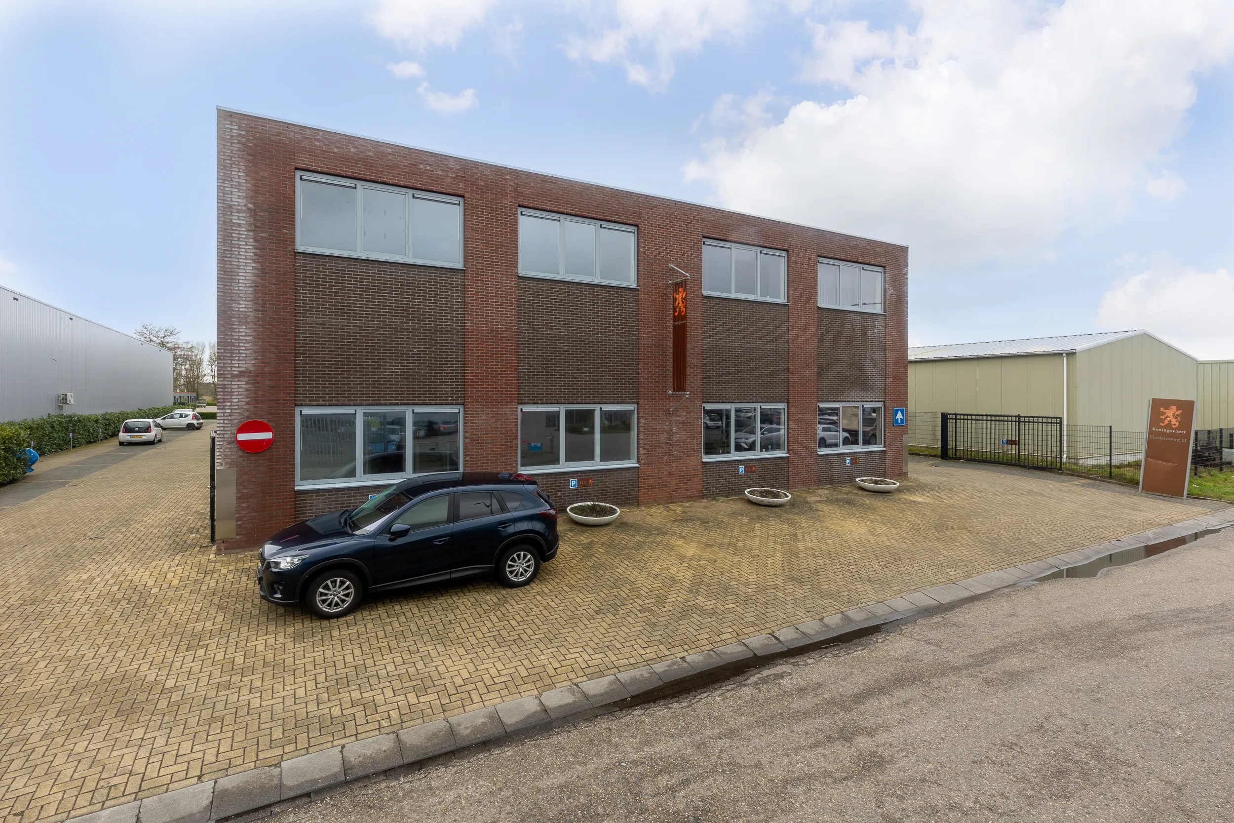 Einsteinweg 11 r