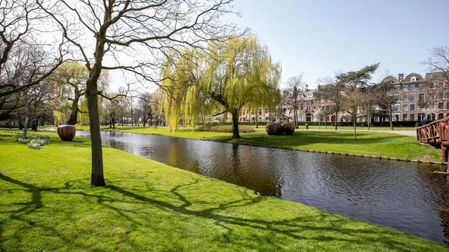 Foto 16 van Claes de Vrieselaan 21B