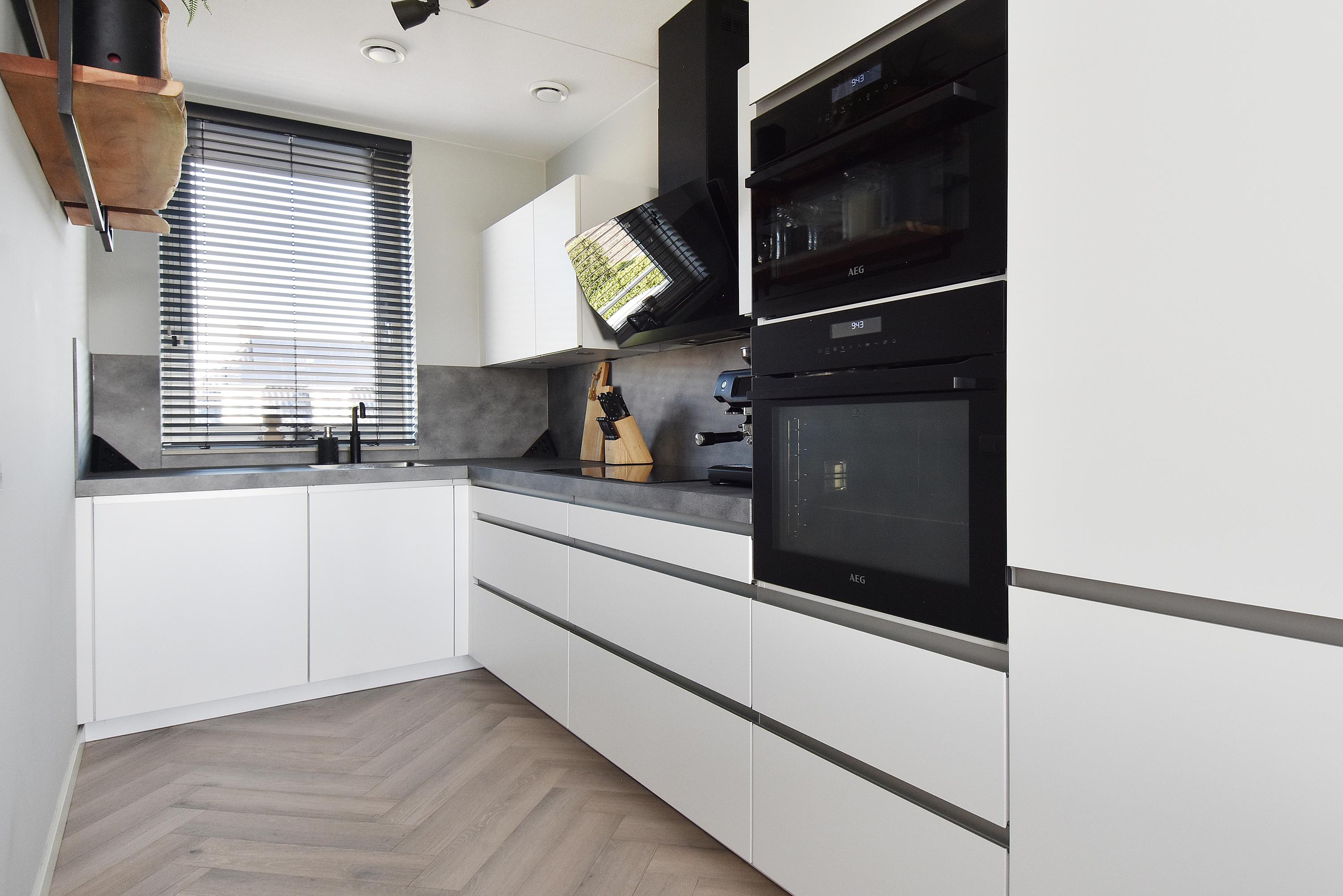 listing-95c8e0de-c366-468f-bccf-94946980743c-239330452.jpg