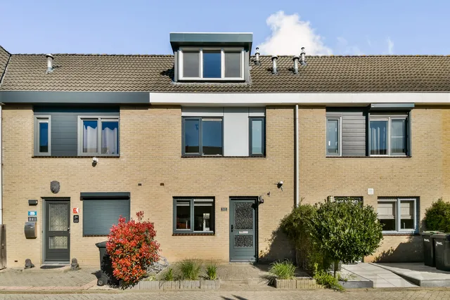 listing-245d311e-2cad-455b-8237-31b0b7afa5ea-271578036.jpg