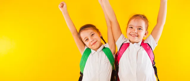 kinderen die naar school gaan op Curacao