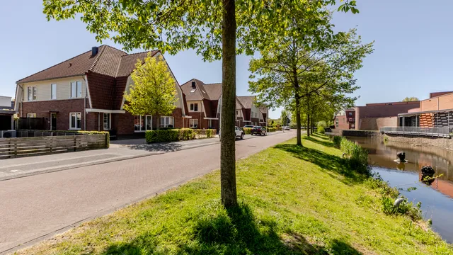 Foto 52 van Vlinderslag 72