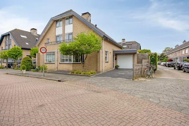 listing-d210aa04-b80f-4bb6-bd8d-fced6028576e-275465198.jpg