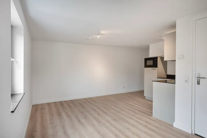 Medium 4
