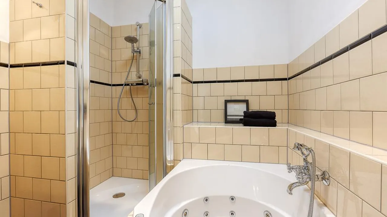listing-0c4f5460-bccd-4196-829c-fdbe255d5cd7-155695261.jpg