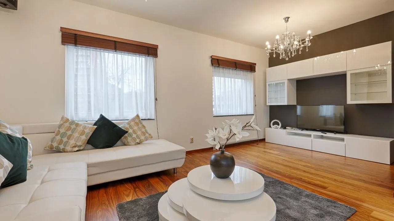 listing-064eb532-7194-4660-8069-aa5b1137e7e5-167638259.jpg