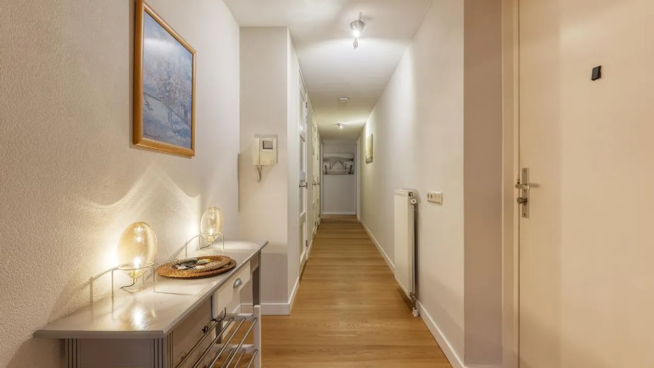 listing-15d023fe-d950-4deb-b9f6-042c5fe1c1ec-197889877.jpg
