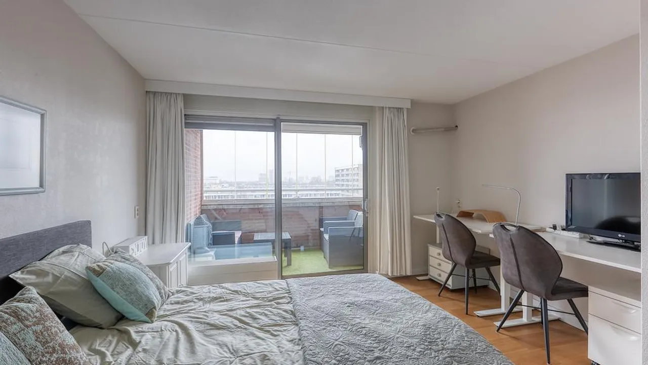 listing-049c0370-5b13-4d60-a462-a0c2b05ee8c5-197889947.jpg