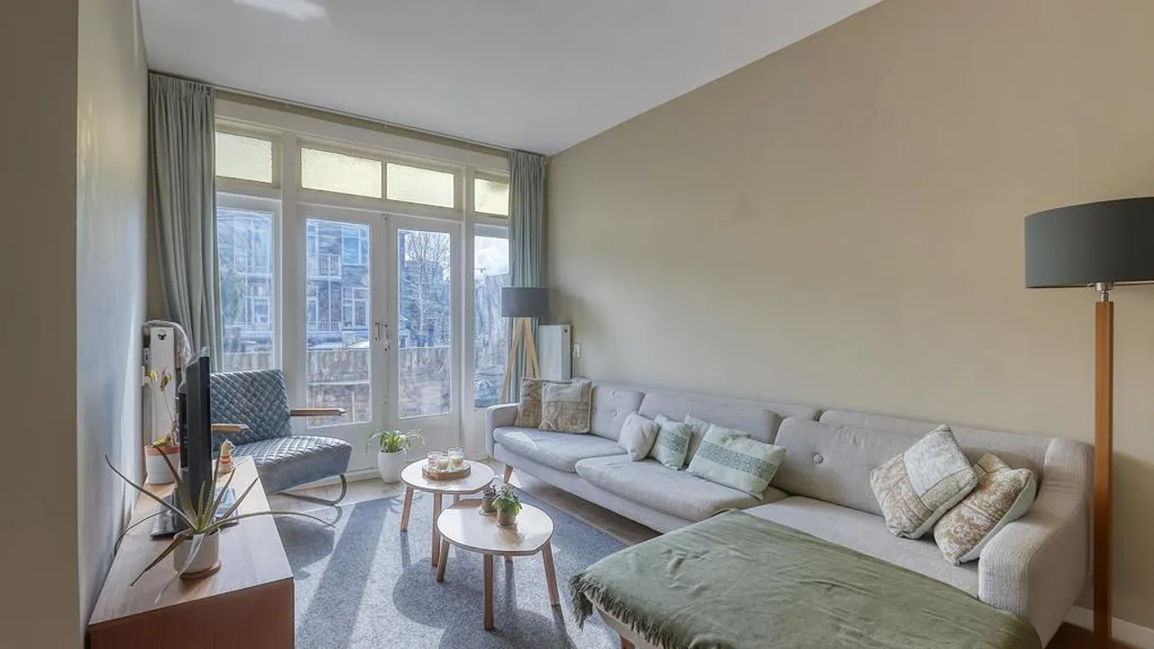 listing-ead85dff-1e6d-4be0-a6d9-b91b4b203d29-222879031.jpg