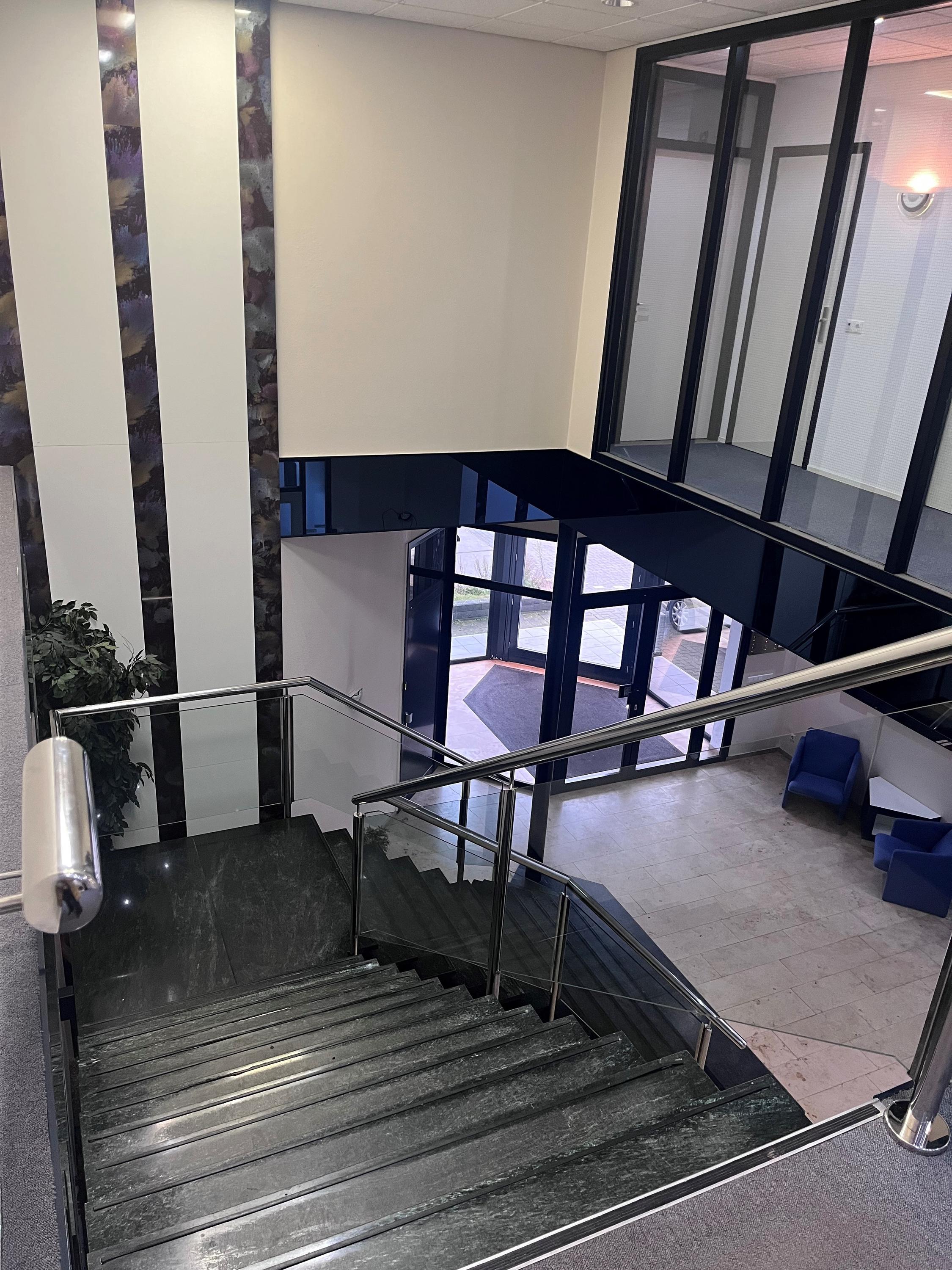 listing-12c6a9df-962d-4d97-a601-004d5801a9d8-215411843.jpg