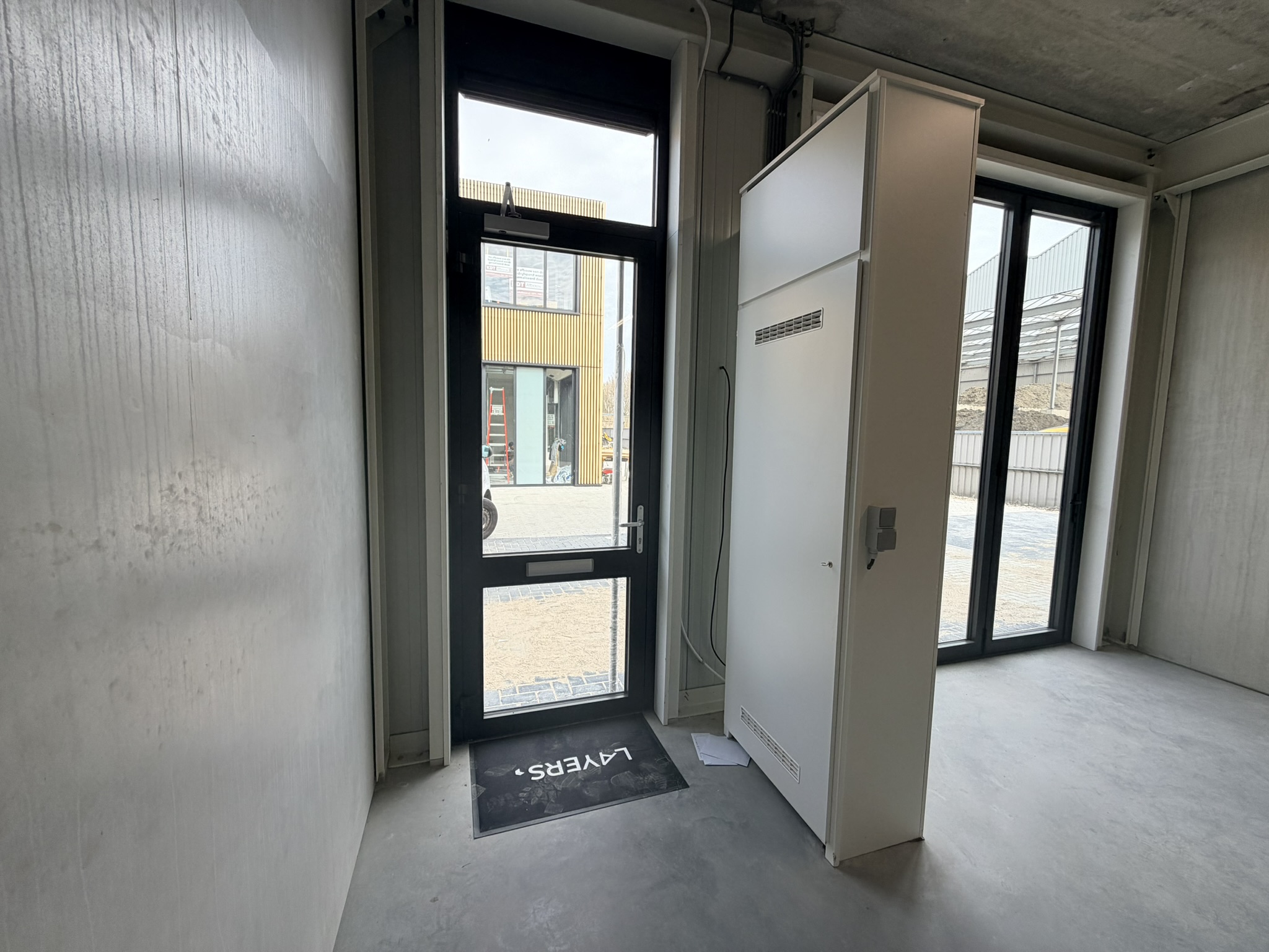 listing-52027fc5-8bac-4581-9c01-e41919db4db7-273100760.jpg