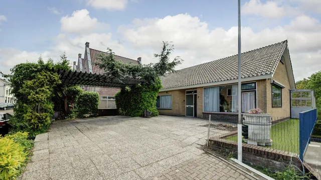 Foto 2 van Henry Fordstraat 7