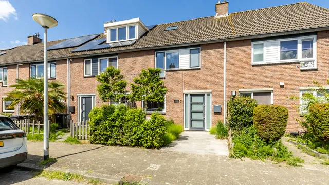 Foto 1 van Pauwoog 2