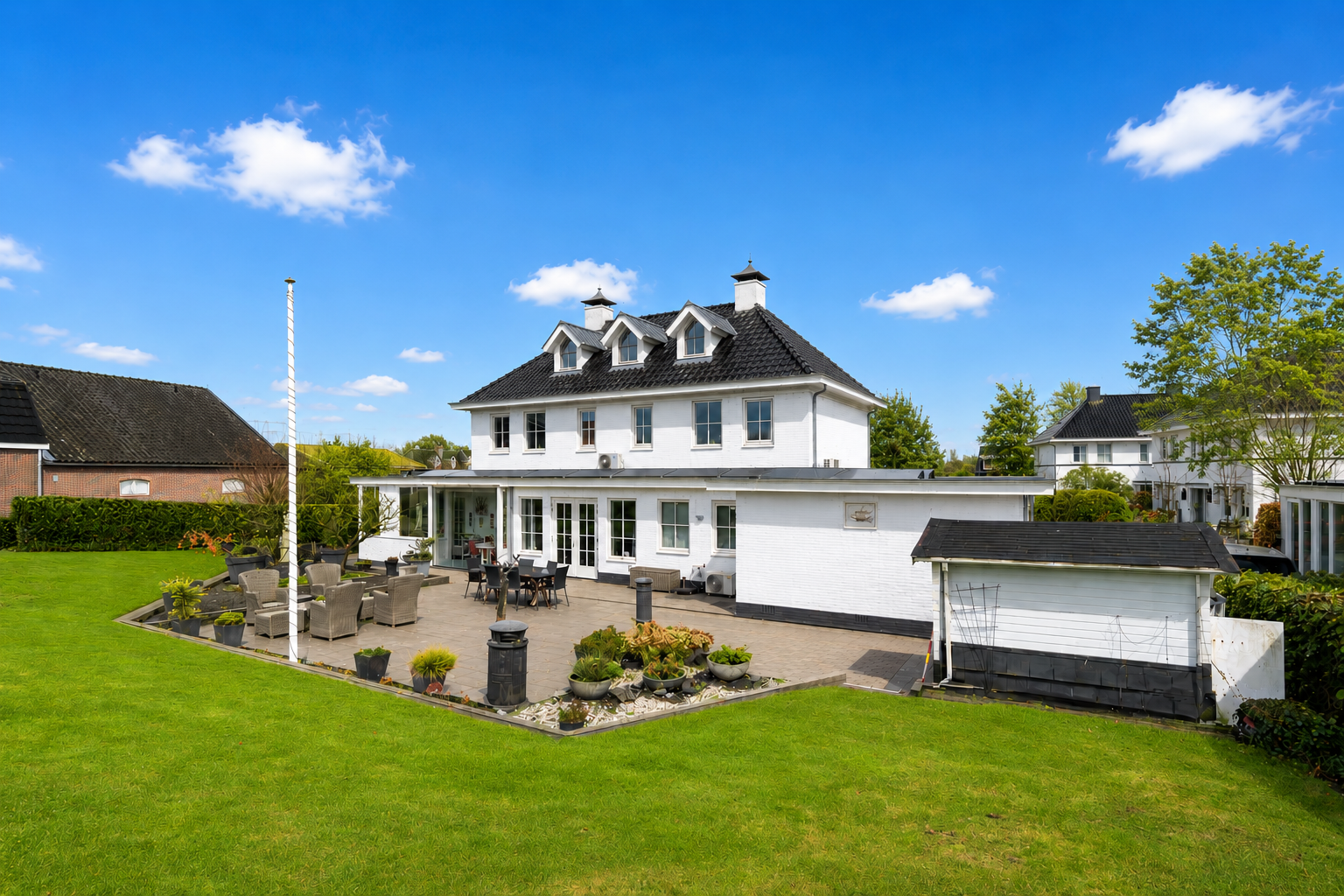 listing-5d152dc0-6f7d-4b6b-8d91-ed486cb6d180-278867746.png