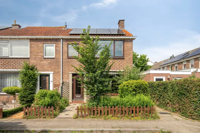 listing-5ef2d9b8-0097-4962-83f9-46fe00b8df31-282735289.jpg