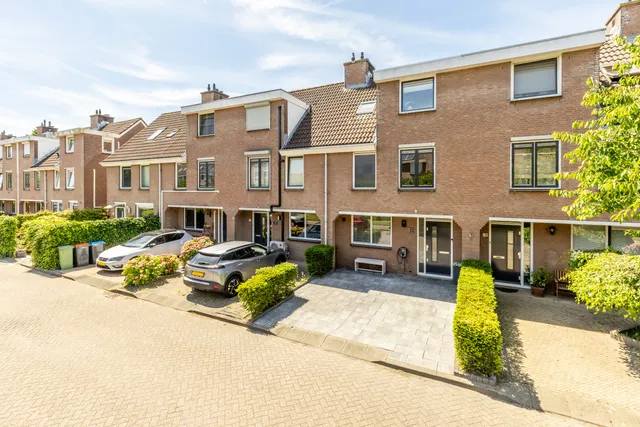 listing-8bb87fce-f1c5-403c-aead-3c29057e9173-282692329.jpg