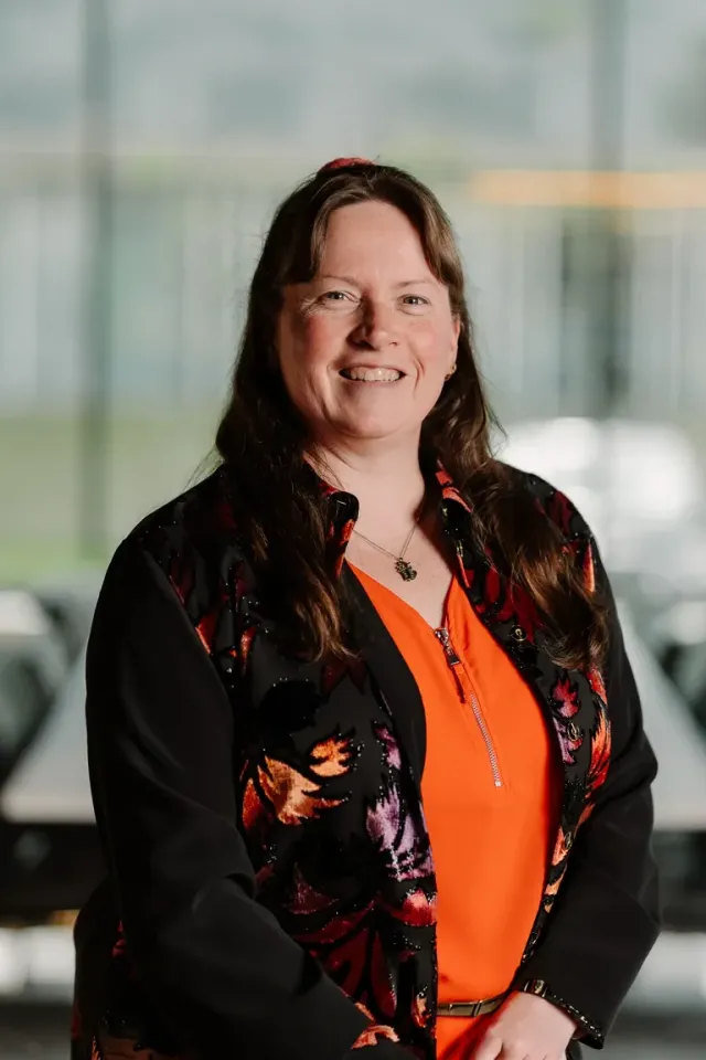 Portretfoto van Brenda Schoonderwoerd, Administrateur