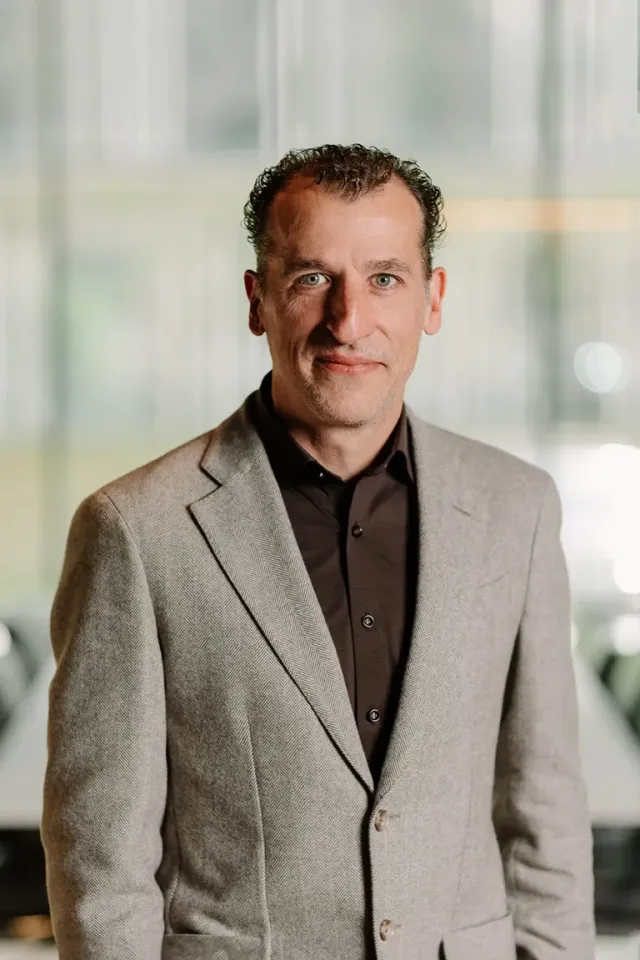 Portretfoto van Lex Taytelbaum, Partner · Advocaat