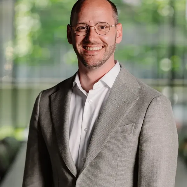 Portretfoto van Gerben Schut, Of Counsel · Advocaat