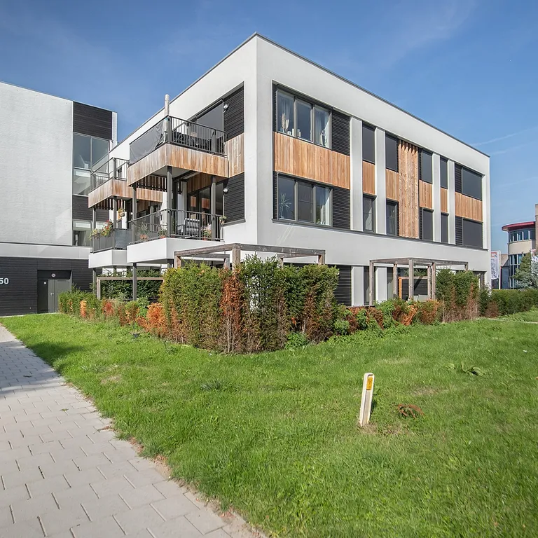 listing-6a7ad483-ee7b-4414-99a1-480f2425266e-250238858.jpg