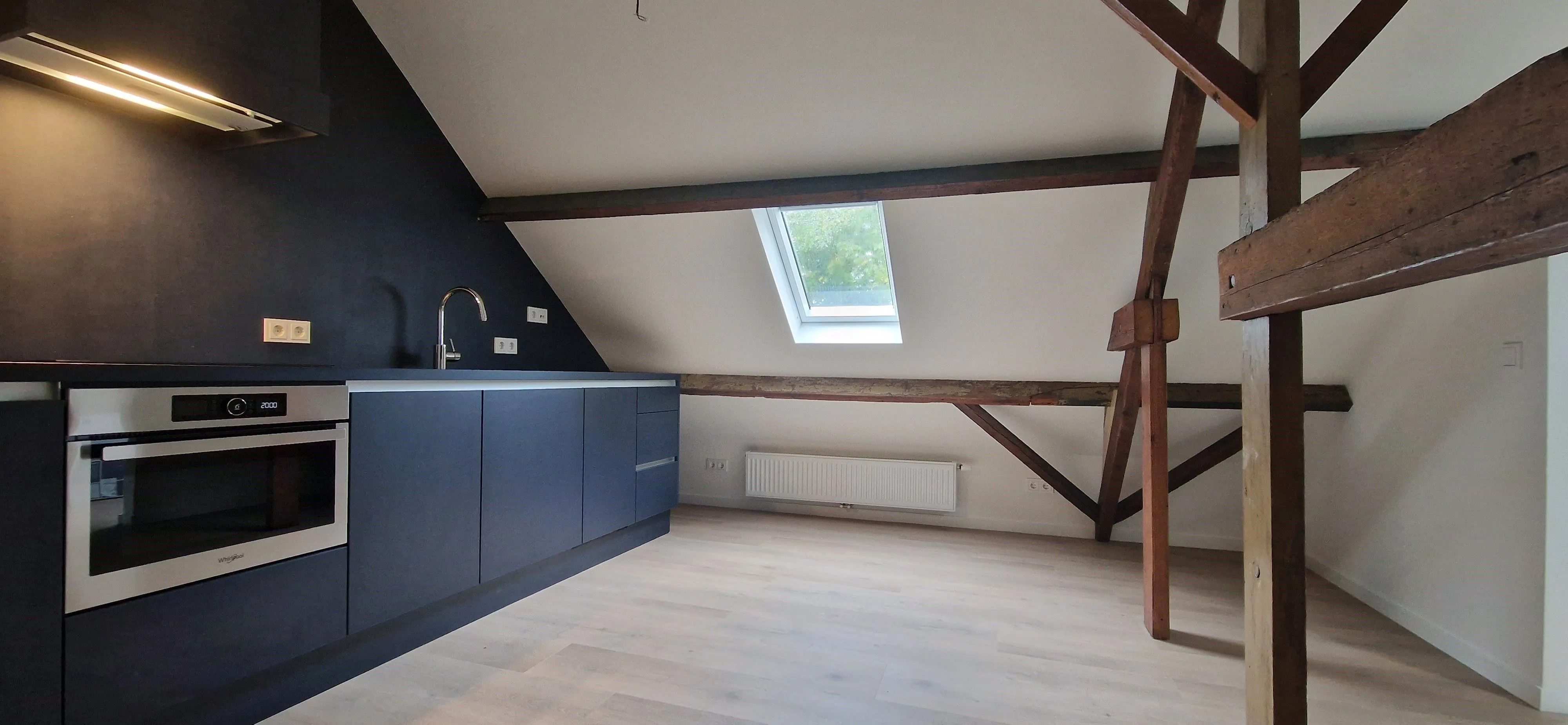 private-rentals for rent on Nieuwstraat 82 app.