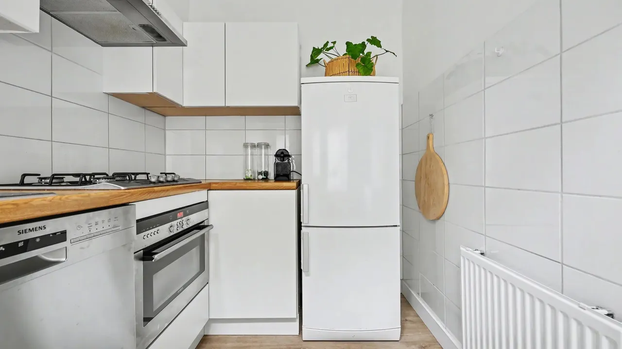 listing-20e49a74-7fa5-4f1b-bea1-f2b143623e82-original.jpg