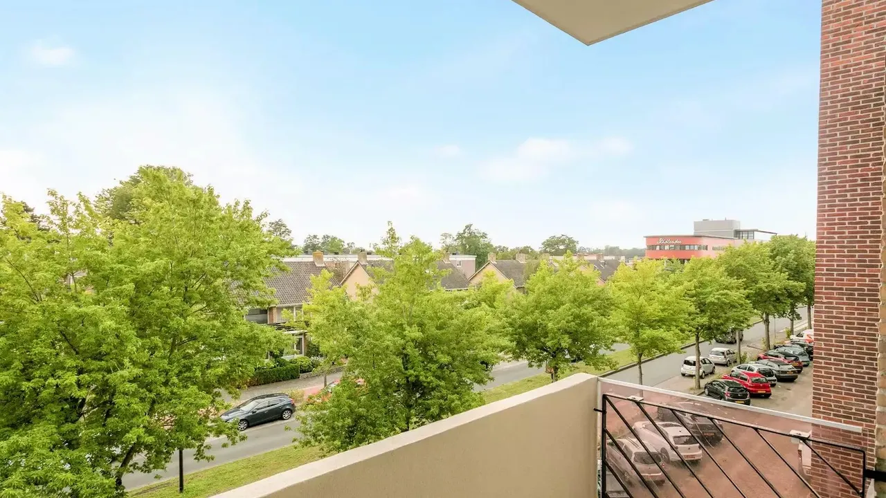 listing-86bafb3a-bc48-4542-b134-d3814d99d739-original.jpg