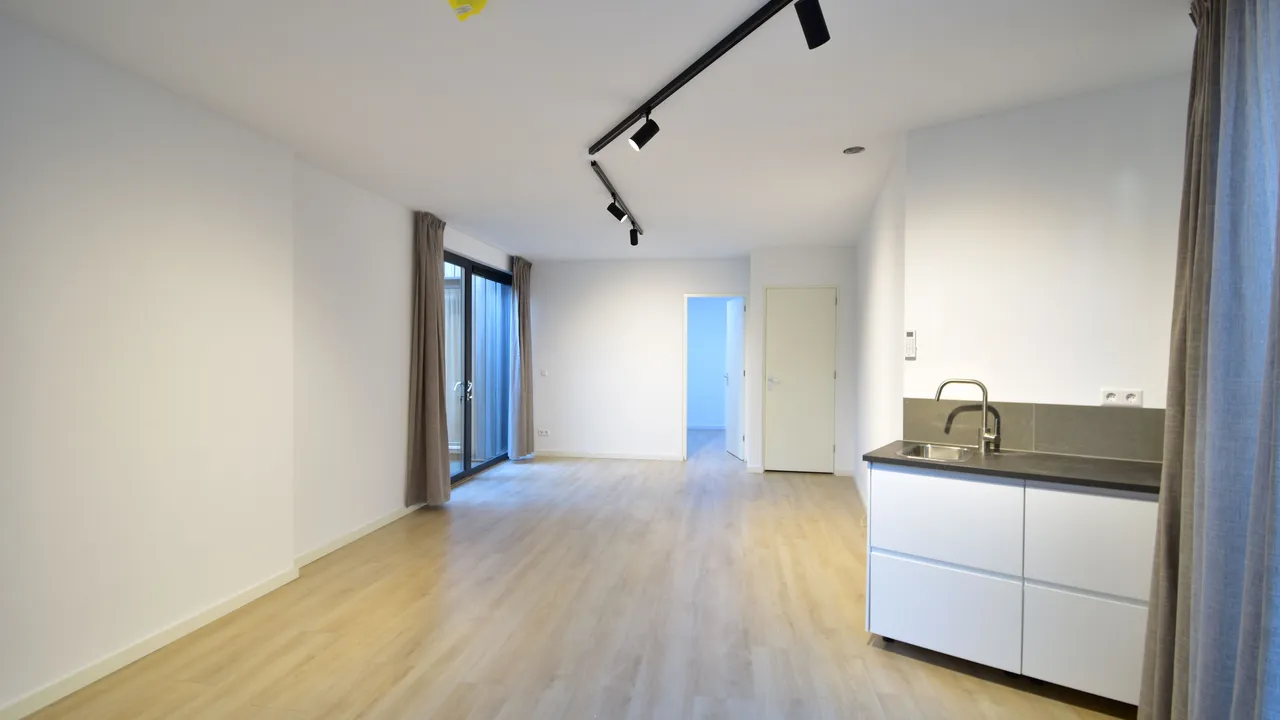 listing-0dc6f899-4da8-4465-b262-530e4c4e24bb-original.jpg