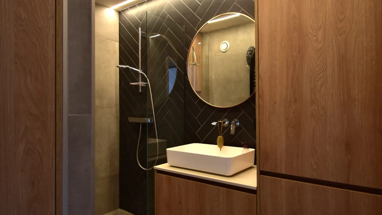 listing-ac6f44f9-7c10-4f45-8a71-2c10b3045943-original.jpg