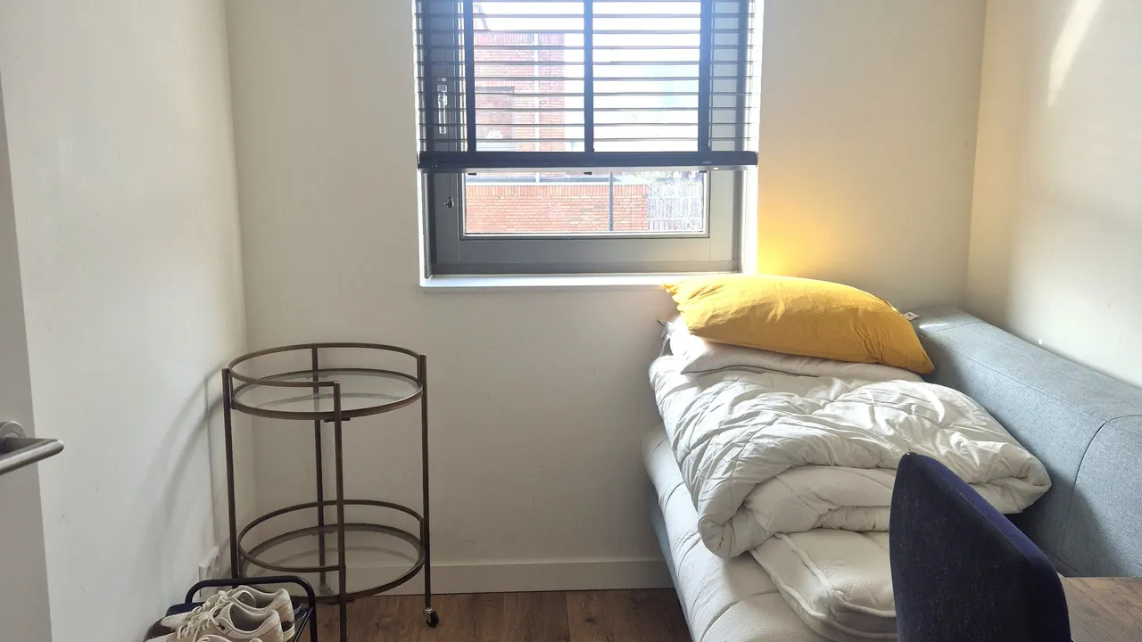 listing-a705f16c-1b09-425d-86c8-2ff841f4d516-original.jpg