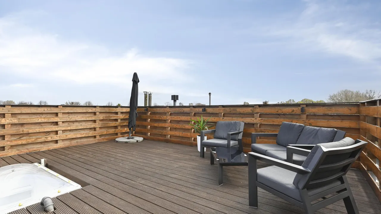 listing-40dee5ee-ef30-443a-94c9-468463bc35e4-270401170.jpg