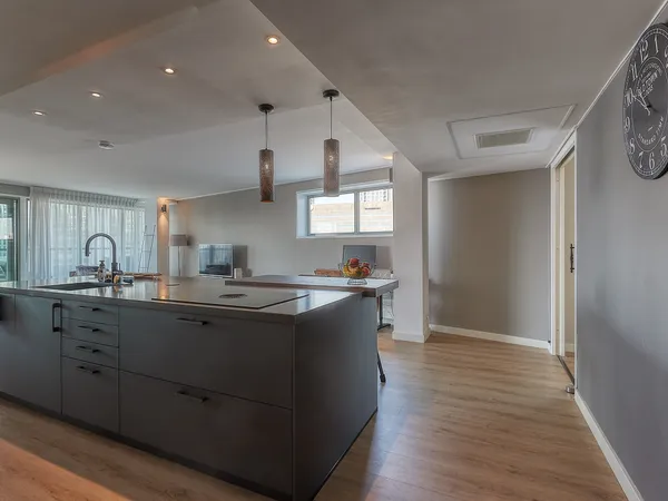 listing-5f6b3845-5140-4363-942c-e759377a2864-271461954.jpg
