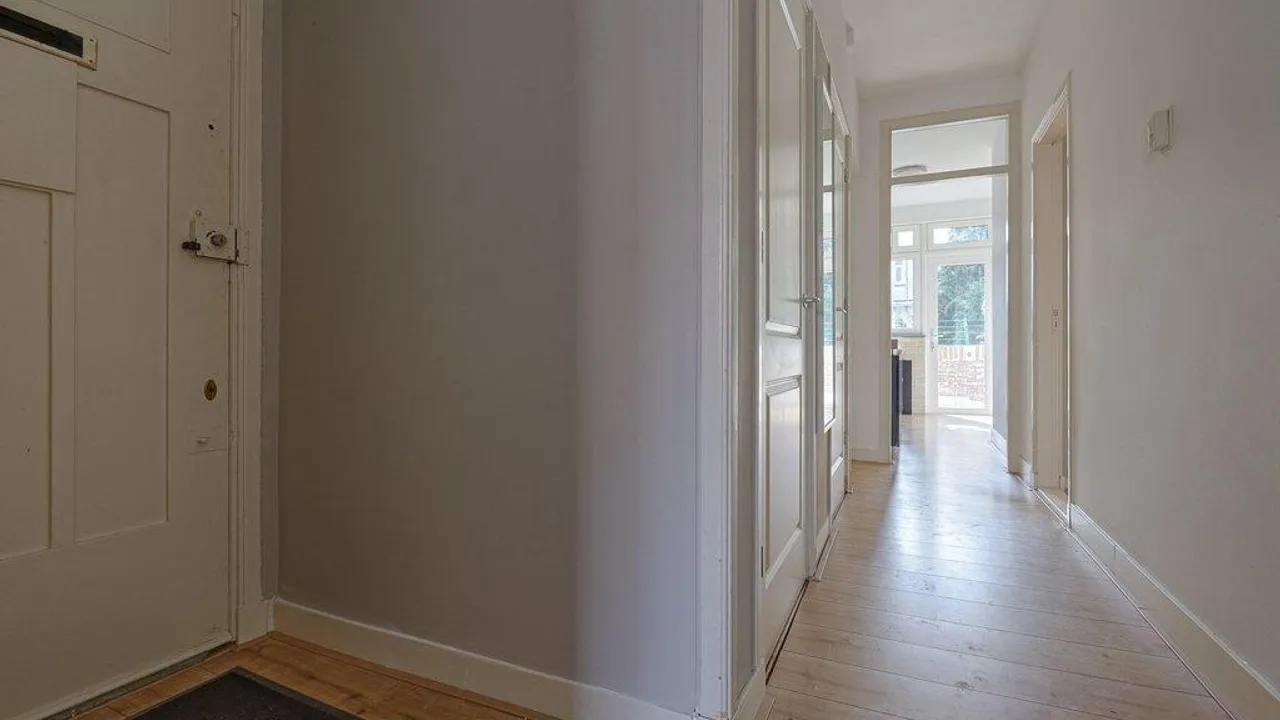 listing-feeb5efc-83a5-4623-b54b-73cfdd8605c4-276209804.jpg