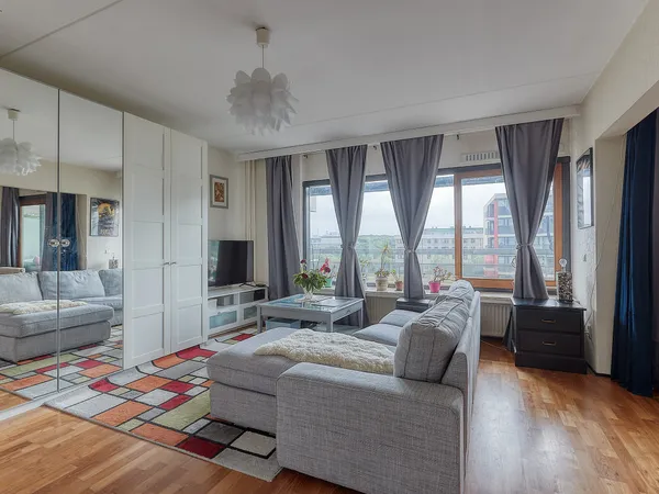 listing-abda7f1b-f621-4031-8f36-f032fa53763e-279624440.jpg