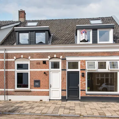 listing-4ed6d571-dd7b-4f5a-aa5a-5f9ff6e9a91c-original.jpg