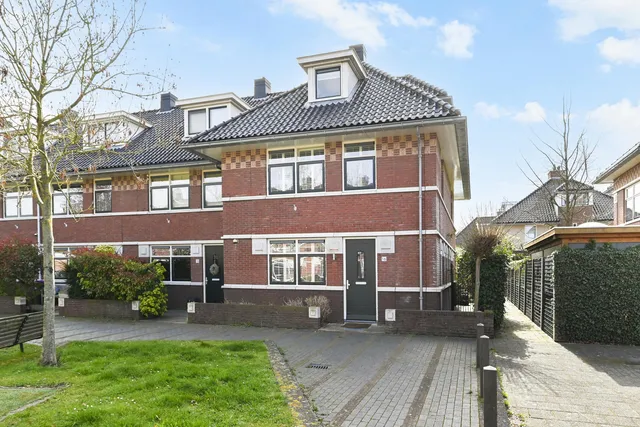 Foto 1 van Hof van Leiden 16