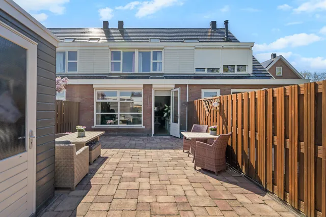 listing-7c6fdeb7-3480-4fb8-9962-b2cc58b38206-273779056.jpg