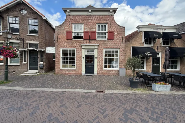 Foto 1 van Dorpsstraat 37