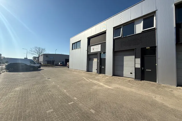 listing-9fad49c0-d9ca-4aa3-b6e4-b60f8e654d97-255716408.jpg