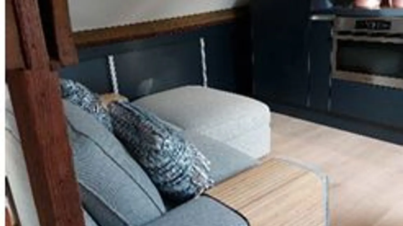 listing-deeea6c9-2501-4ea3-811d-26e6fbc75255-original.jpg