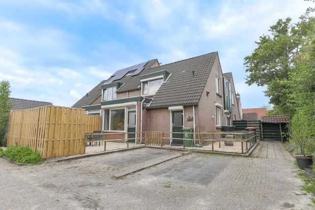 listing-3a0c91a1-ea0c-4c1a-a800-3fe0c939dd9e-240862948.jpg
