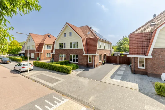 listing-60763c68-ffb2-4a51-bfd6-4c5c51aa64cb-244278702.jpg