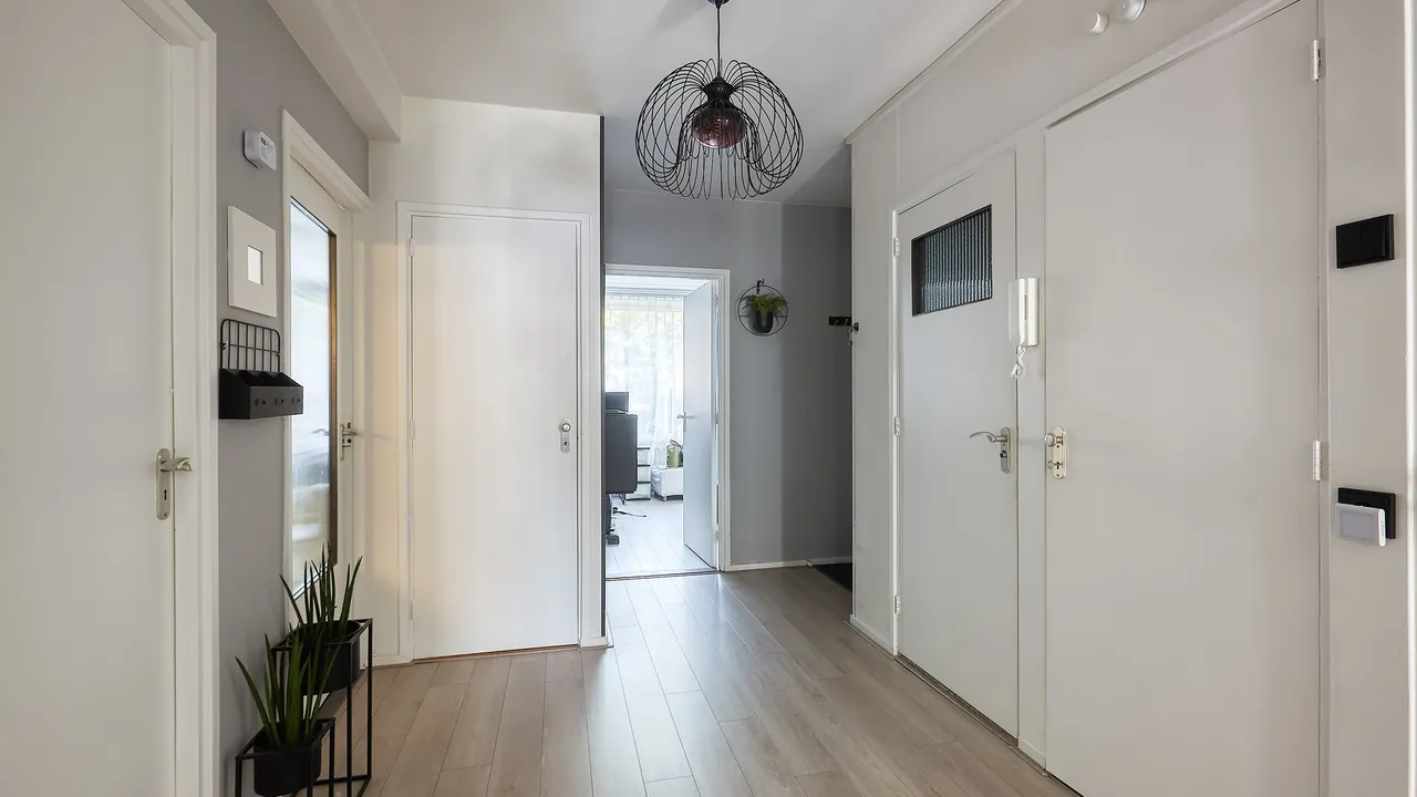 listing-d9ae2d0e-3b4b-4636-9ca3-d192028a73be-260337336.jpg